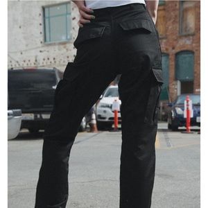 Brandy Melville Piper Cargo Pants (Black)